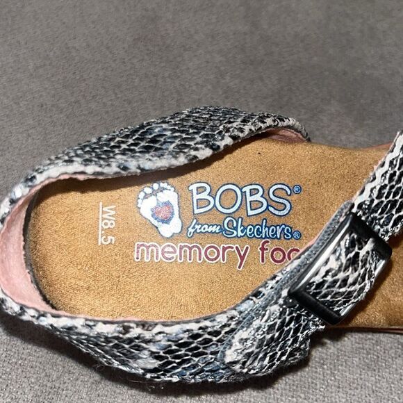 BOBS from Skechers memory foam - Picture 2 of 4